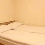 And Max-well بيت ضيافة ياهورينا