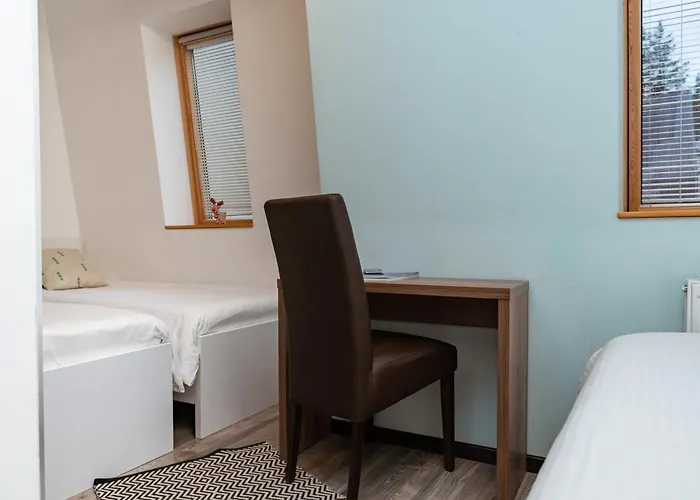 And Max-well 3* Jahorina